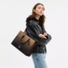 Maggie-tote-tasker i Ombre Signature Canvas