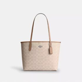Mellemstor City-tote i Signature Canvas