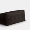 Mellemstor City-tote i Signature Canvas