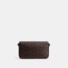 Mila crossbody-taske i Signature Canvas