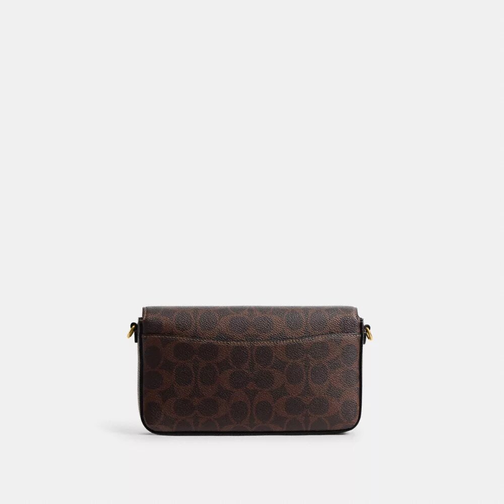 Mila crossbody-taske i Signature Canvas