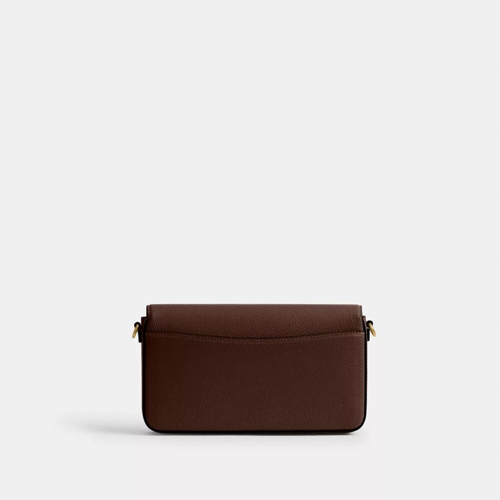 Mila crossbody-taske med Signature Canvas