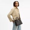 Mollie-tote 25 i Signature Canvas