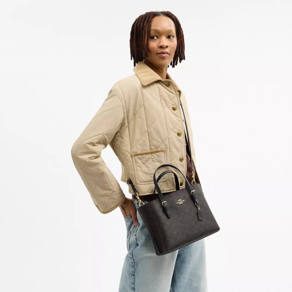 Mollie-tote 25 i Signature Canvas