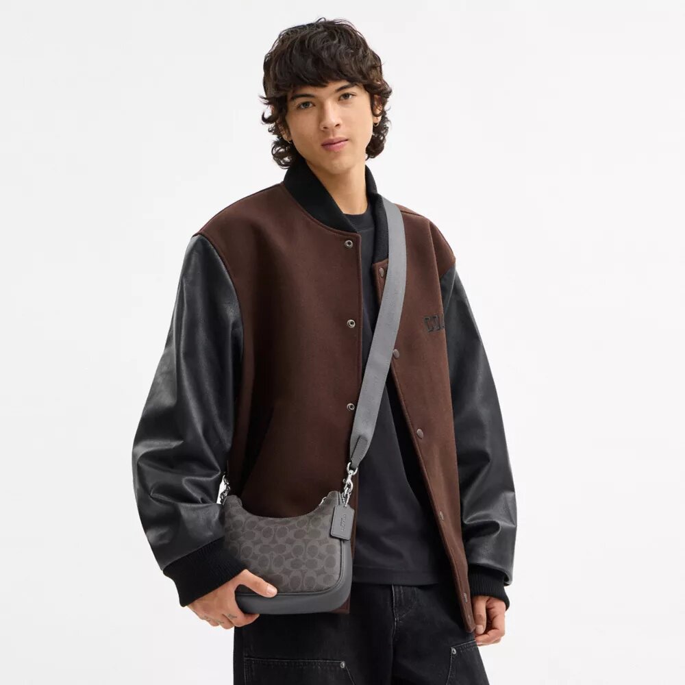 Nolan Hobo-taske i Signature Canvas