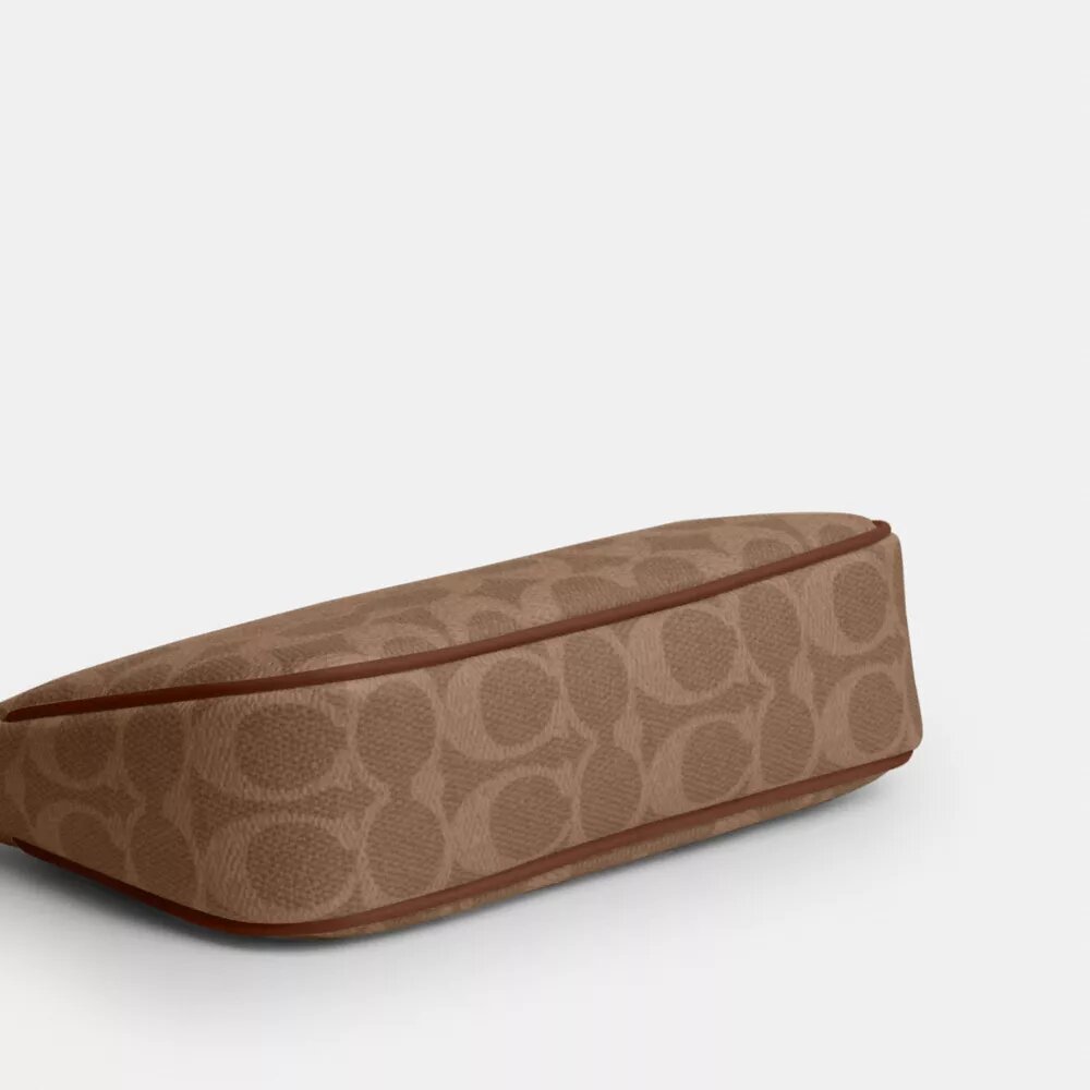 Nolita 19 i Signature Canvas