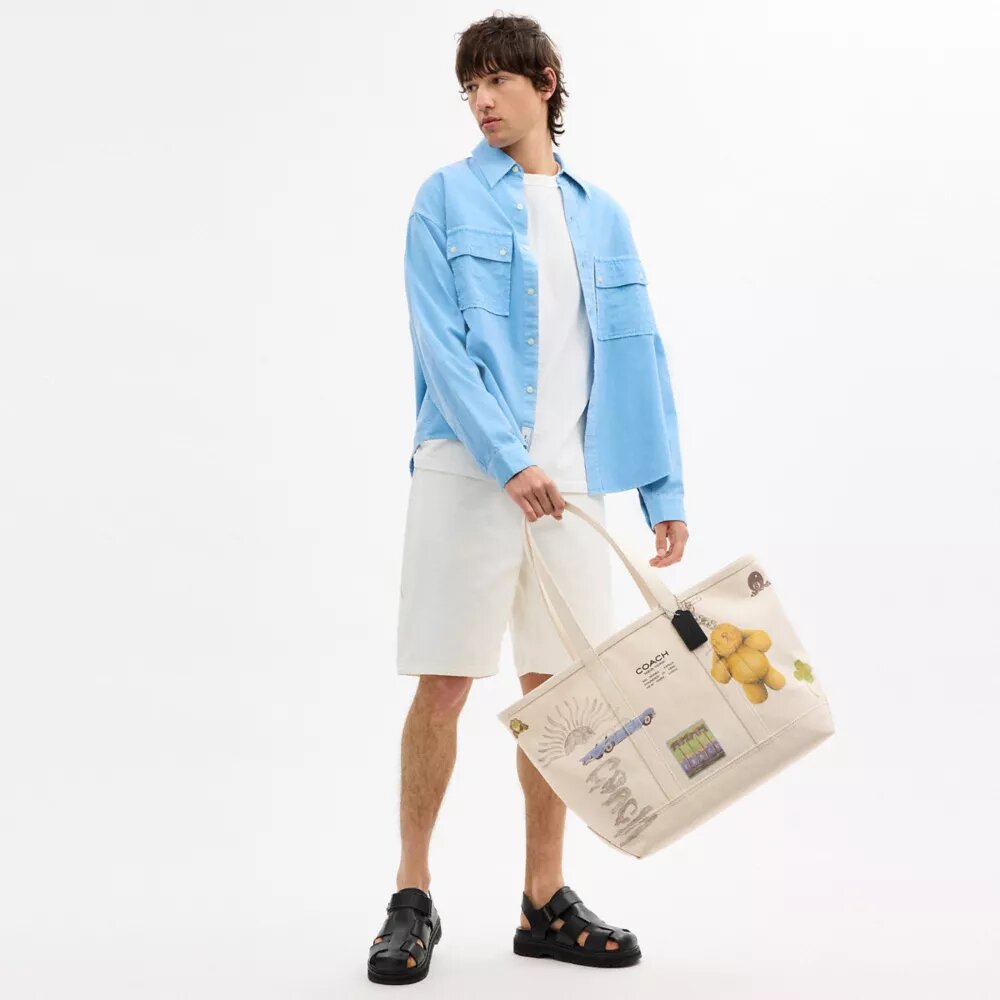 Praktisk shopper med skitseprint