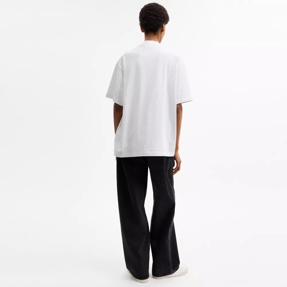 Pretzel T-shirt i løstsiddende pasform af økologisk bomuld
