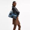Rogue-tasker med patchwork af genbrugt denim