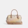 Rowan Satchel-taske i Rainbow Signature Canvas