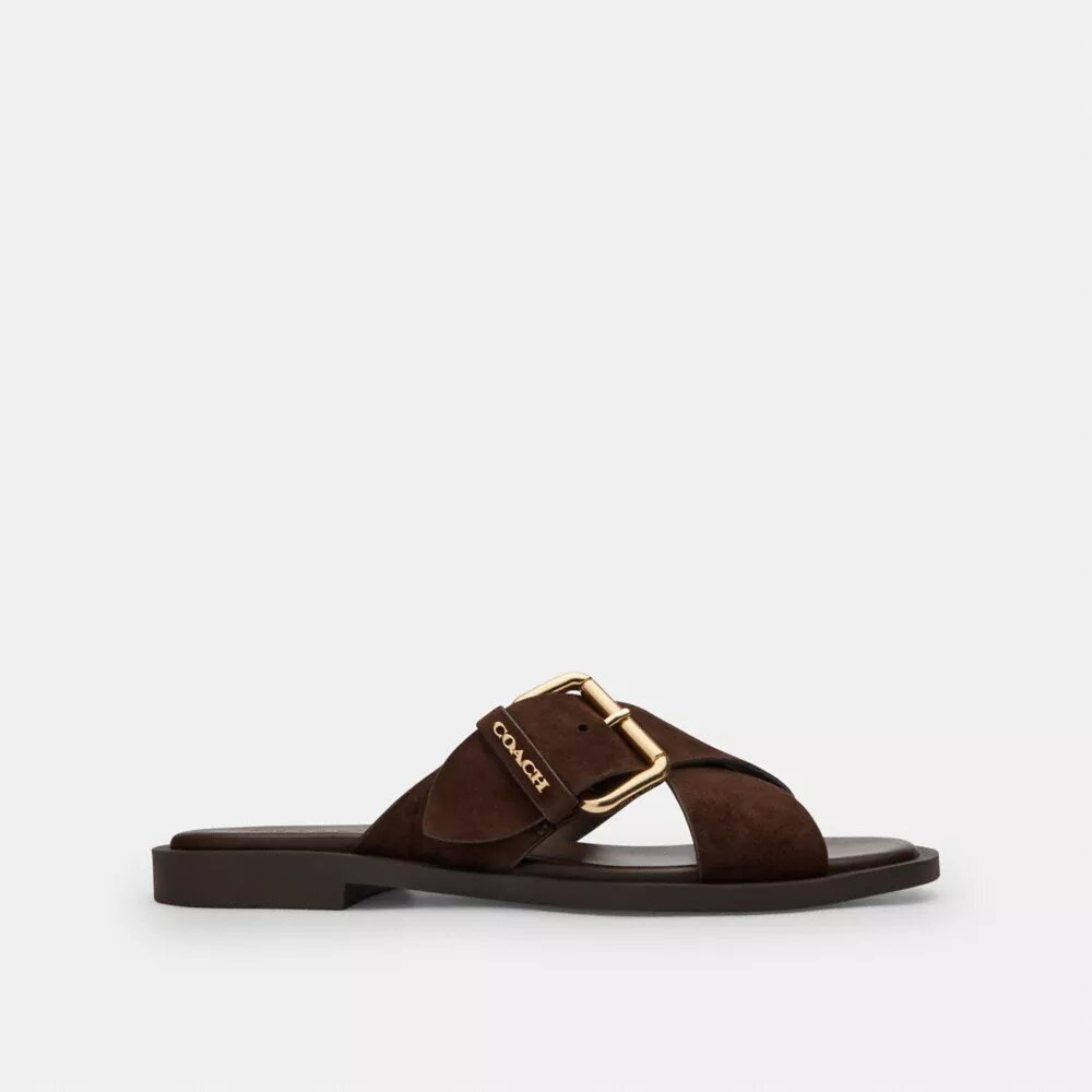 Sandaler med spænde, der krydses