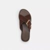 Sandaler med spænde, der krydses