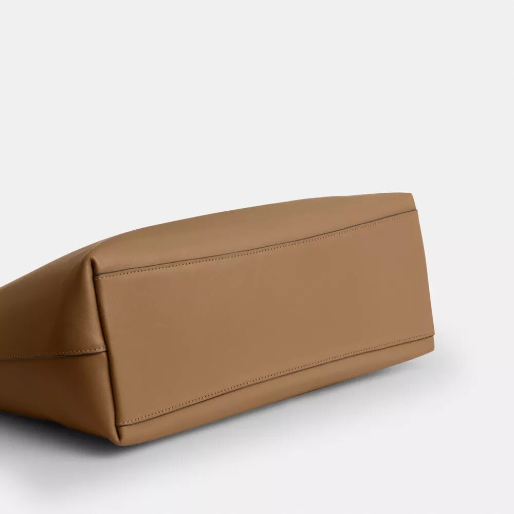 Station-tote-tasker