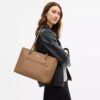 Station-tote-tasker
