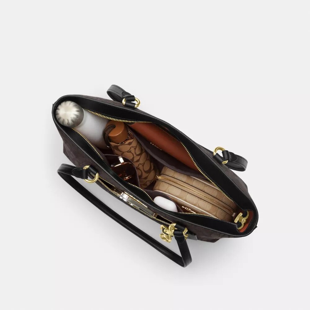 Station Tote-tasker i Signature Canvas