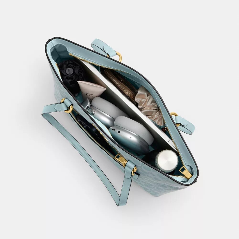 Station Tote-tasker i Signature Canvas