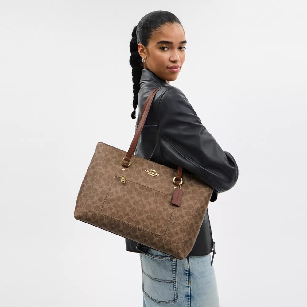 Station Tote-tasker i Signature Canvas