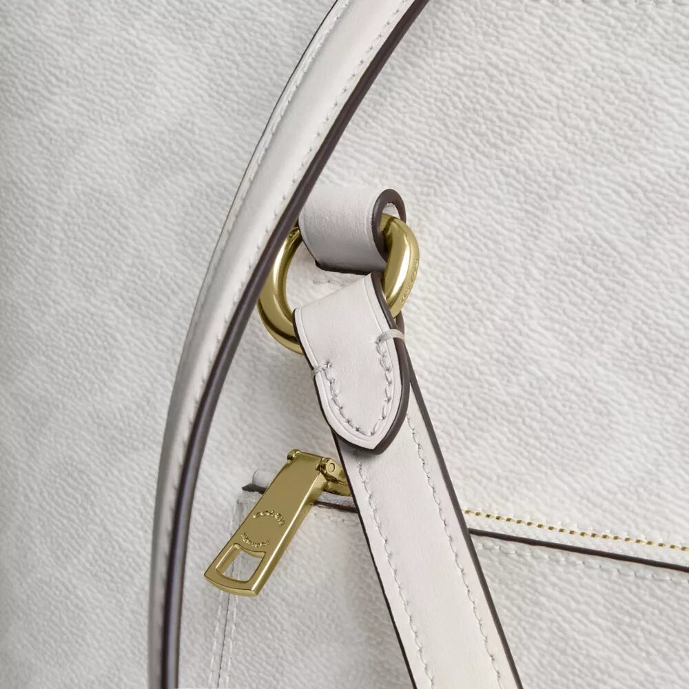 Station Tote-tasker i Signature Canvas