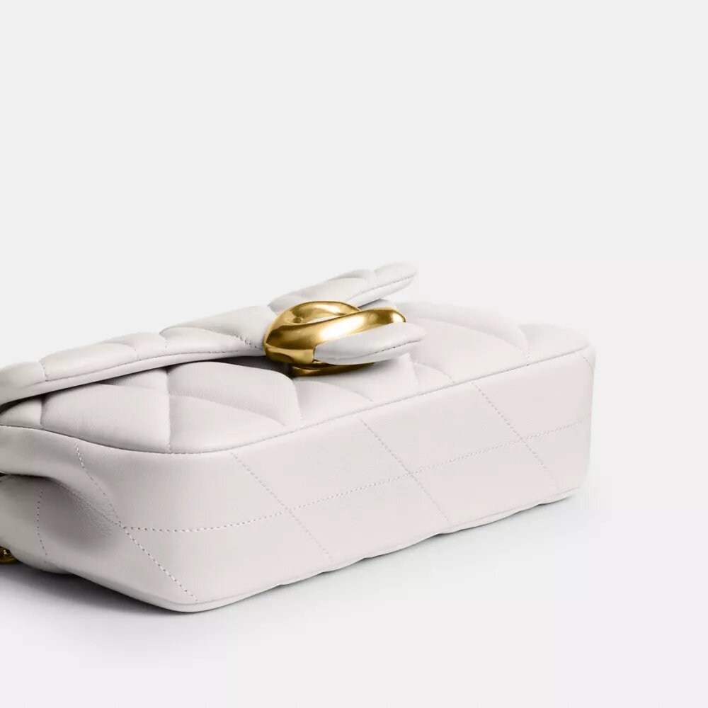 Tabby Chain Crossbody-taske 19 med quiltning