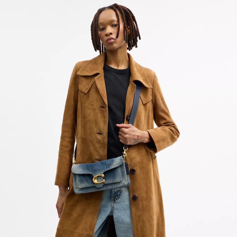Tabby skuldertaske i 26 i regenerativ bomuldsdenim