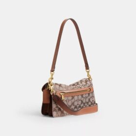 Tabby skuldertasker 26 i Crystal Signature Jacquard