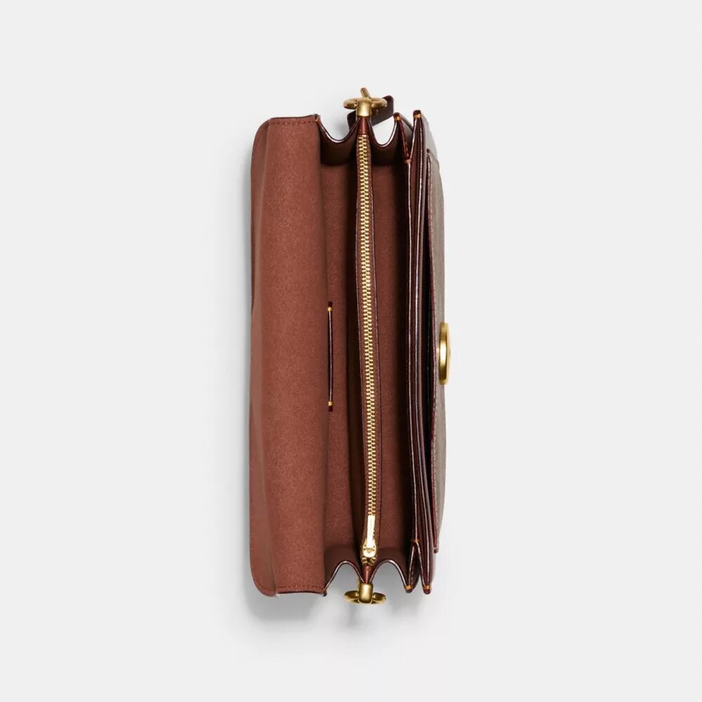 Tabby skuldertasker 26 i Signature Canvas