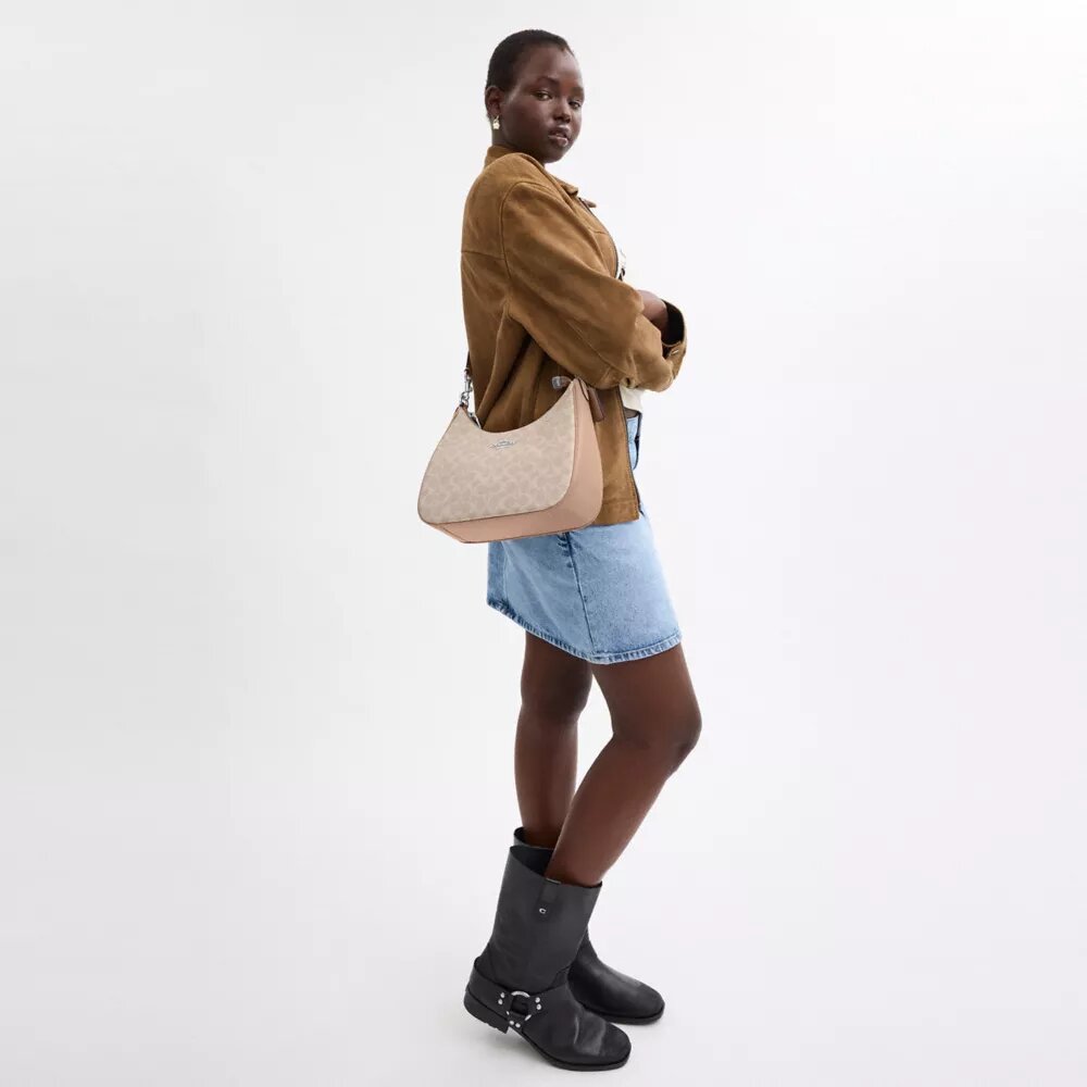 Teri Hobo-taske i Signature Canvas
