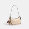 Teri Mini-crossbody-taske med vedhæng