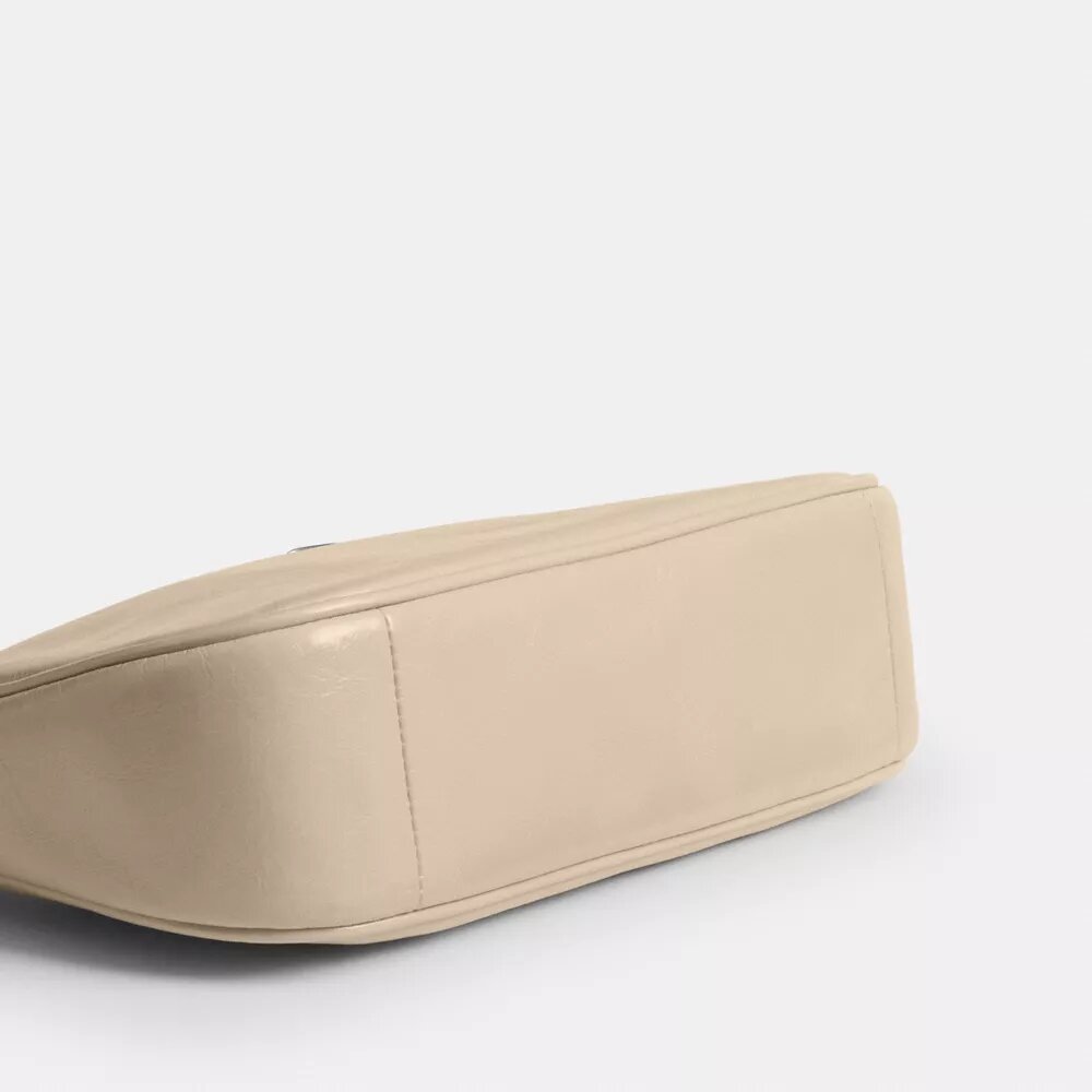 Teri Mini-crossbody-taske med vedhæng