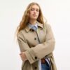 Trenchcoat af genbrugt bomuld