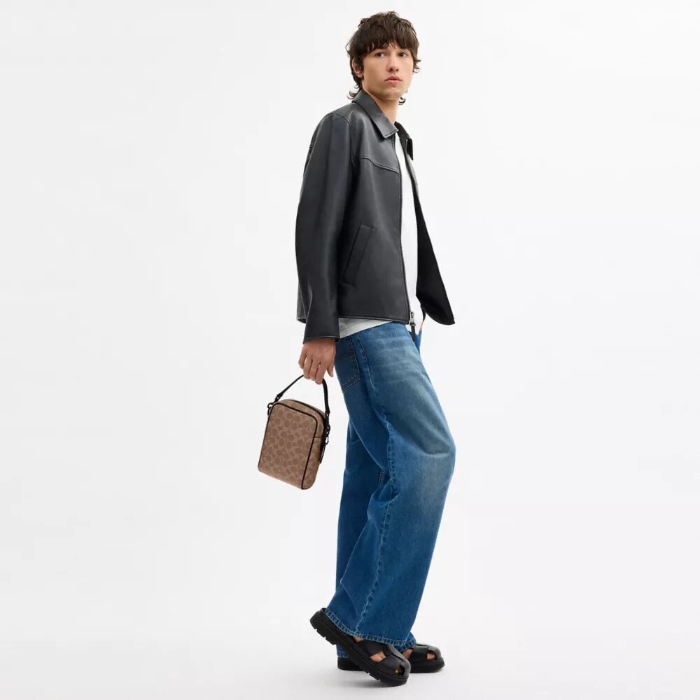 Tristan crossbody-taske 14 i Signature Canvas
