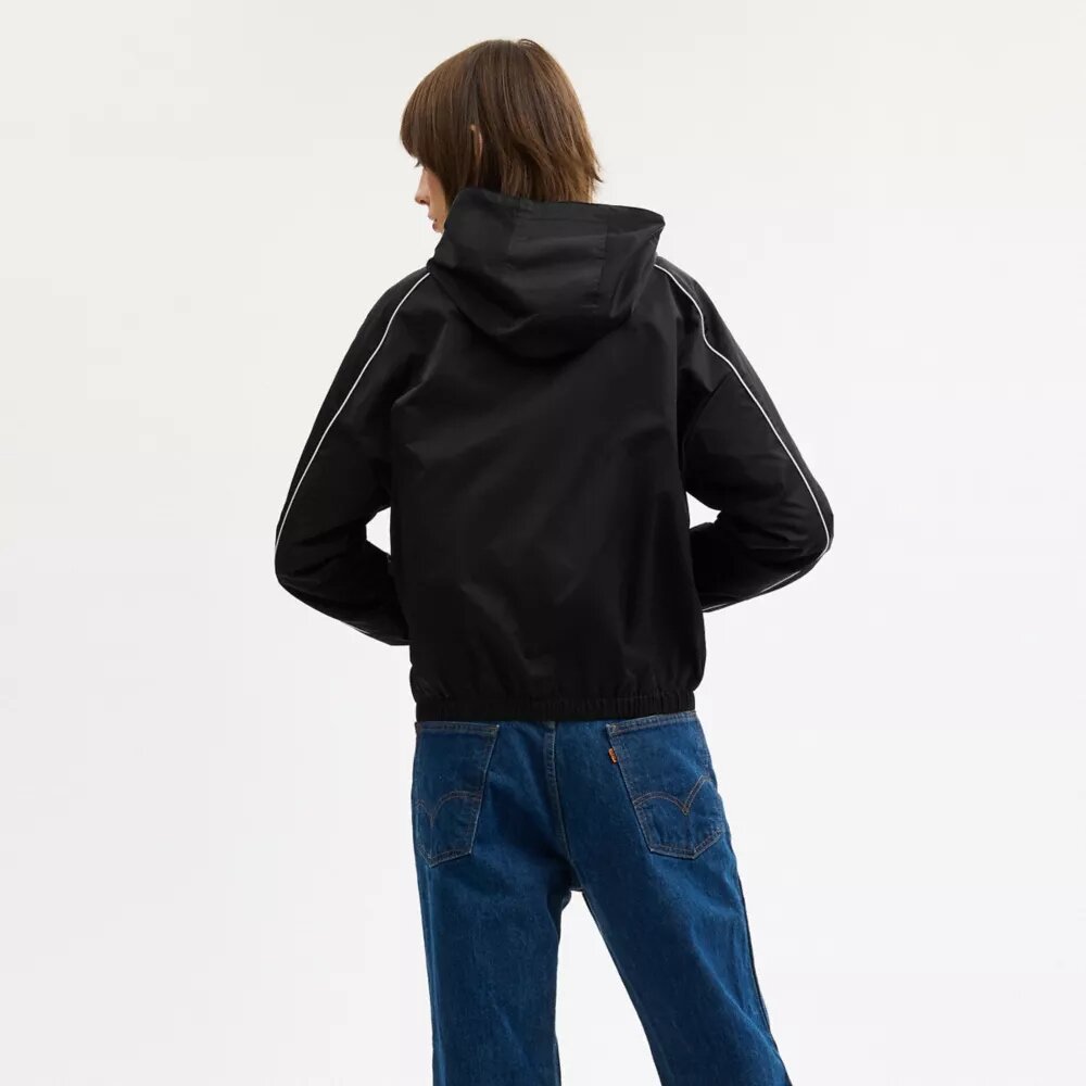 Vindjakke i genanvendt Polyester